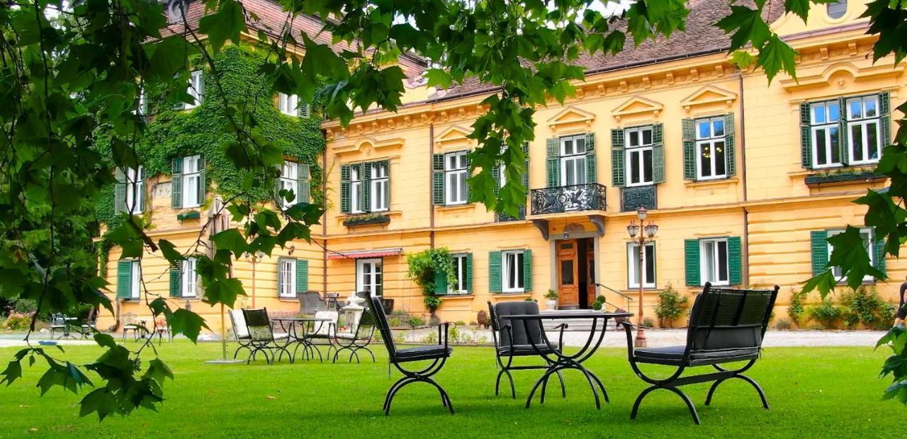Palais Kneissl *